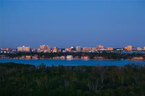 2050 Benjamin Franklin Dr N #1002A, Sarasota, FL 34236