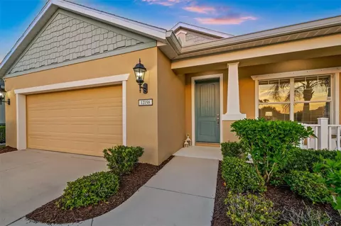 12158 Longview Lake Cir, Bradenton, FL 34211