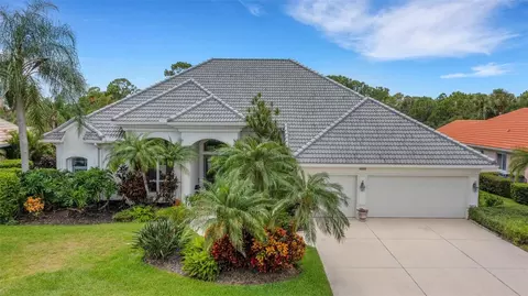8272 Deerbrook Cir, Sarasota, FL 34238