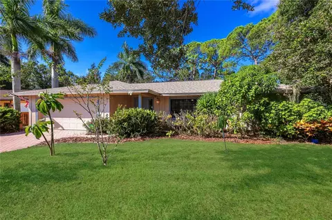 2462 Arborfield Sq, Sarasota, FL 34235