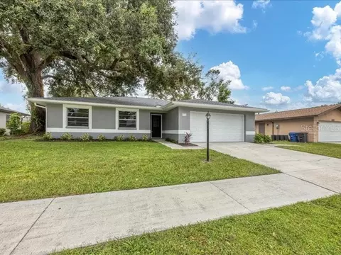 6768 Mauna Loa Blvd, Sarasota, FL 34241