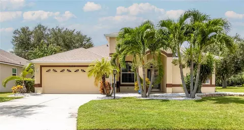 10599 Old Grove Cir, Bradenton, FL 34212