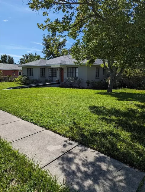 1315 4th St W, Palmetto, FL 34221