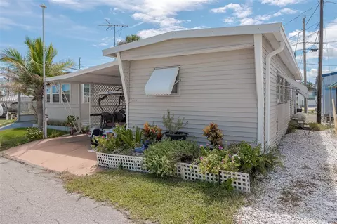 104 Michigan St, Palmetto, FL 34221