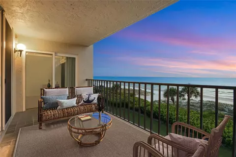 2675 Gulf Of Mexico Dr #304, Longboat Key, FL 34228