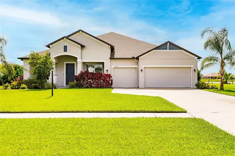 1820 Twin Rivers Trl, Parrish, FL 34219