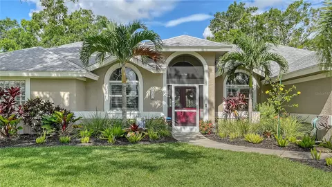 8887 Misty Creek Dr, Sarasota, FL 34241