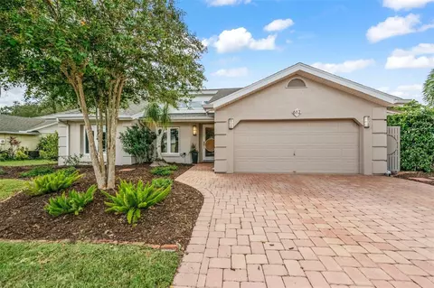 612 50th St E, Bradenton, FL 34208