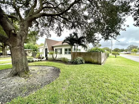 4701 33rd Ave N, Saint Petersburg, FL 33713