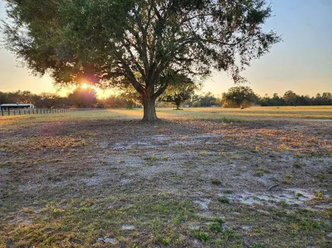 29045 Can Do Ln, Tavares, FL 32778