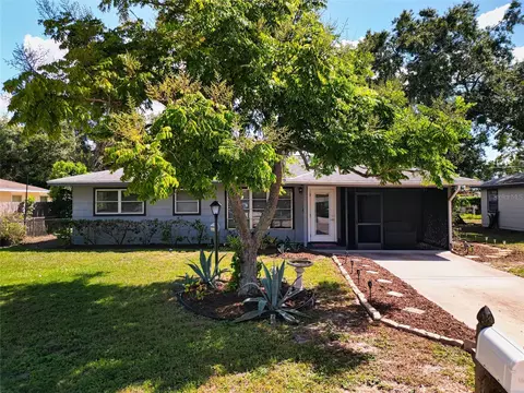2866 Oak St, Sarasota, FL 34237
