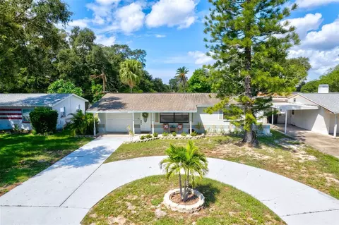 5670 55th St N, Saint Petersburg, FL 33709