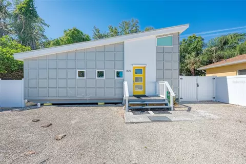 1820 Rita St, Sarasota, FL 34231