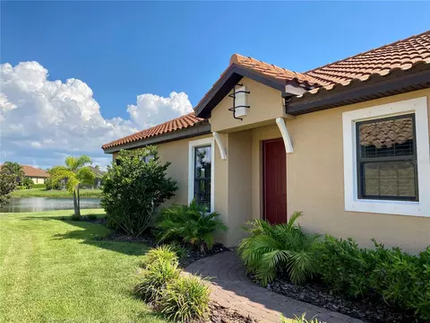 10220 Highland Park Pl, Palmetto, FL 34221