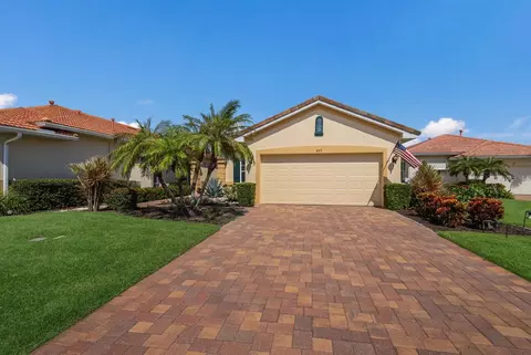489 Montelluna Dr, North Venice, FL 34275