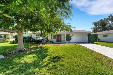 1769 Croton Dr, Venice, FL 34293