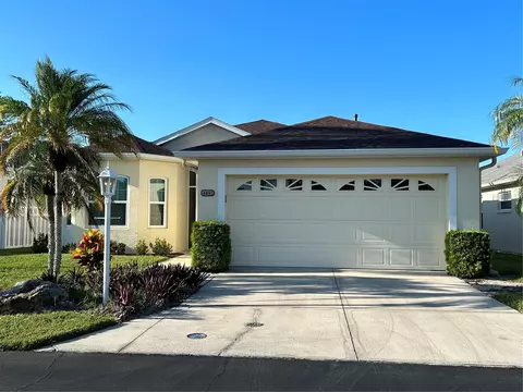 4493 Edinbridge Cir, Sarasota, FL 34235