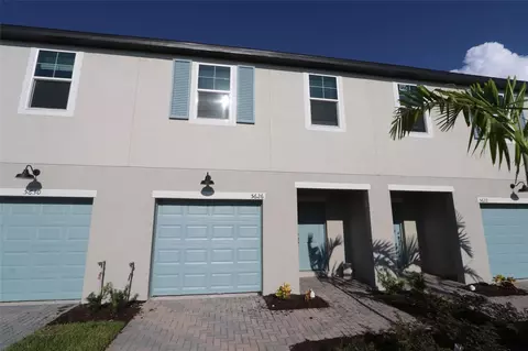 5626 Tripoli Dr, Palmetto, FL 34221