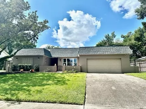 320 Barclay Ave, Altamonte Springs, FL 32701