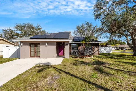 3606 29th St E, Bradenton, FL 34208 photo 1