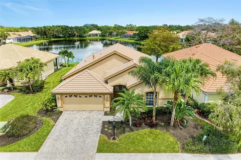 5239 Highbury Cir, Sarasota, FL 34238
