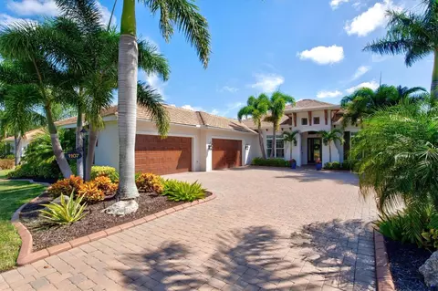 1107 143rd St NE, Bradenton, FL 34212