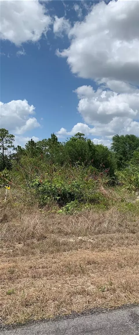 105 E 16th St, Lehigh Acres, FL 33972
