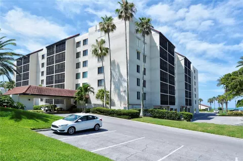 2045 Gulf Of Mexico Dr #M1-507, Longboat Key, FL 34228