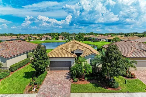 115 Sweet Tree St, Bradenton, FL 34212