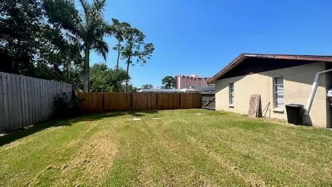 1900 Marcia St, Sarasota, FL 34231