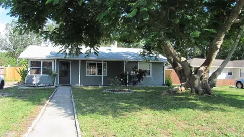 1607 30th St W, Bradenton, FL 34205
