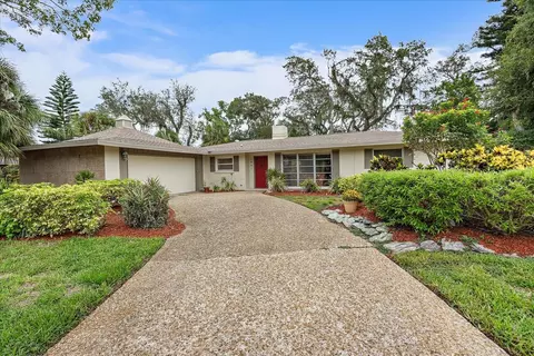 1841 Sandalwood Dr, Sarasota, FL 34231