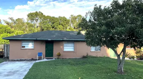 1007 Hagle Park Rd, Bradenton, FL 34212