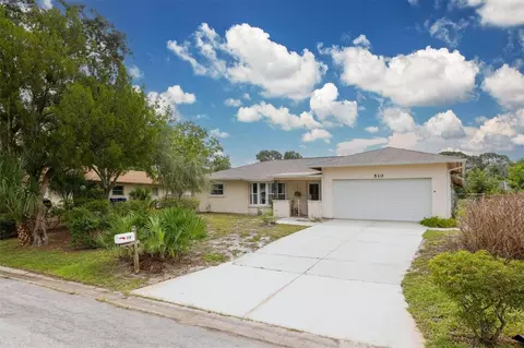 510 Chevy Chase Dr, Sarasota, FL 34243