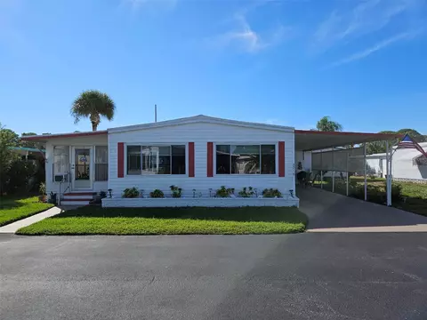 2218 Piazza Dr #109, Sarasota, FL 34238