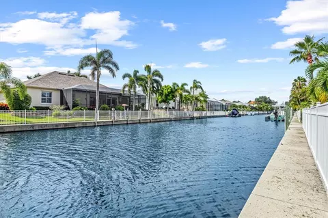 4732 Pinnacle Dr, Bradenton, FL 34208