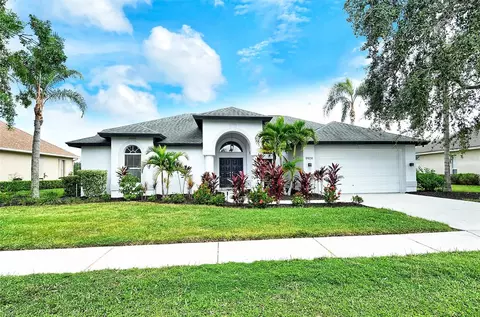 9909 Laurel Valley Avenue Cir, Bradenton, FL 34202