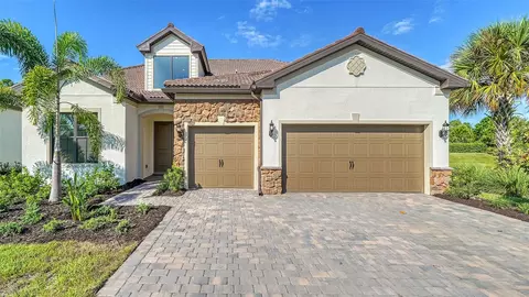 7809 Grande Shores Dr, Sarasota, FL 34240