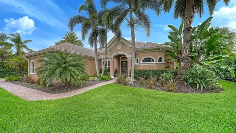 5265 Celedon Ct, Sarasota, FL 34238