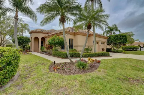 7060 Del Lago Dr, Sarasota, FL 34238