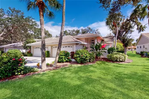 7042 Woodside Oaks Cir #10, Sarasota, FL 34231
