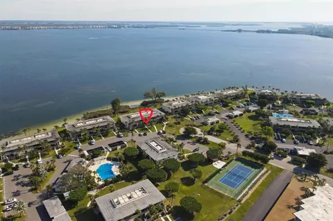 6400 Flotilla Dr #96, Holmes Beach, FL 34217