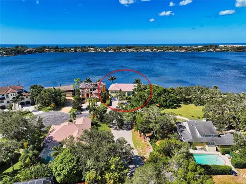 7336 Captain Kidd Ave, Sarasota, FL 34231