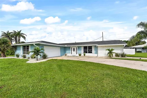 318 Skylark Ln NW, Port Charlotte, FL 33952