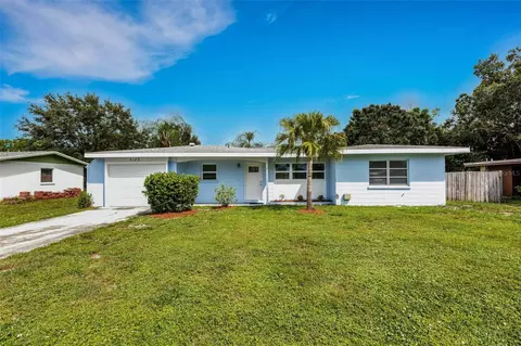 4149 Maceachen Blvd, Sarasota, FL 34233