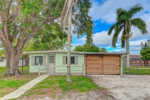 3718 16th St W, Bradenton, FL 34205
