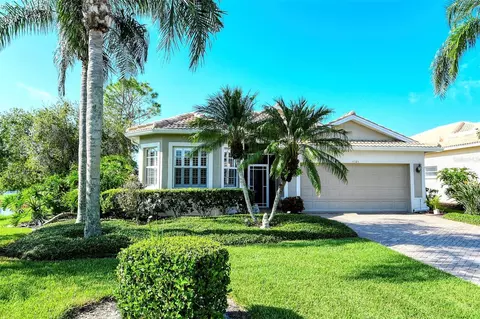 4385 Legacy Ct, Sarasota, FL 34241