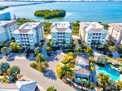 388 Aruba Cir #102, Bradenton, FL 34209