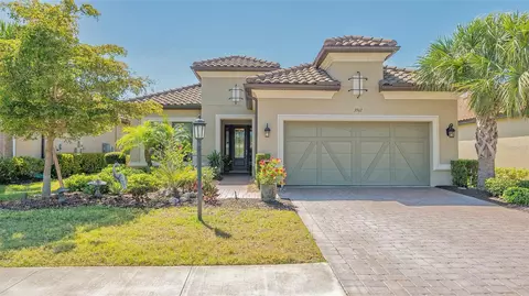 3961 Waypoint Ave, Osprey, FL 34229