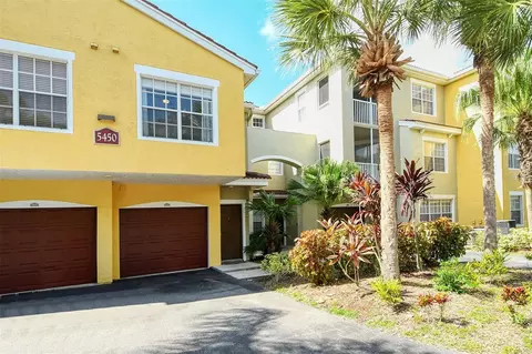 5450 Bentgrass Dr #105, Sarasota, FL 34235